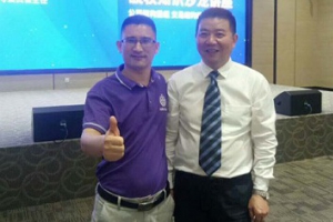 Dajiang headphone plug factory to meet with general manager Xu Mingqi and lawyer