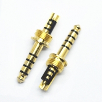 4.4mm 5 poles 9.8 tray 36L gold plated black plastic audio video plug